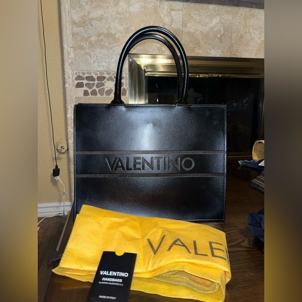 NWT VALENTINO BY MARIO VALENTINO Olivia Leather Satchel Bag Black